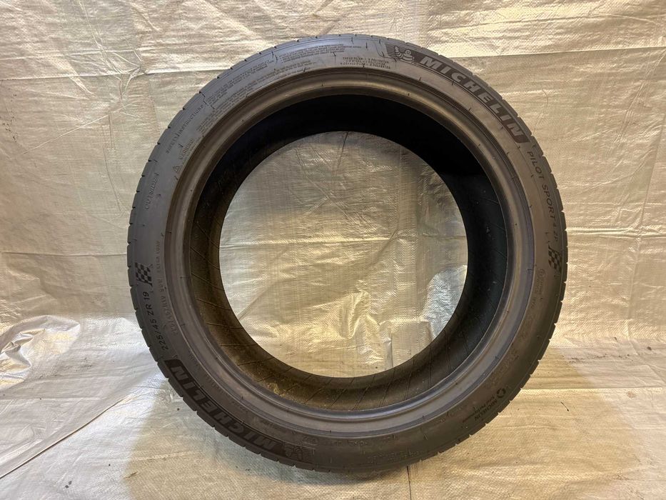 1x opona letnia Michelin Pilot Sport 4 RunFlat 225/45/19 96W NOWA