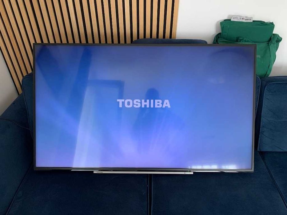 Tv Smart Led 55 cali ultra 4K Toshiba 55UL5A63DG YouTube Netflix