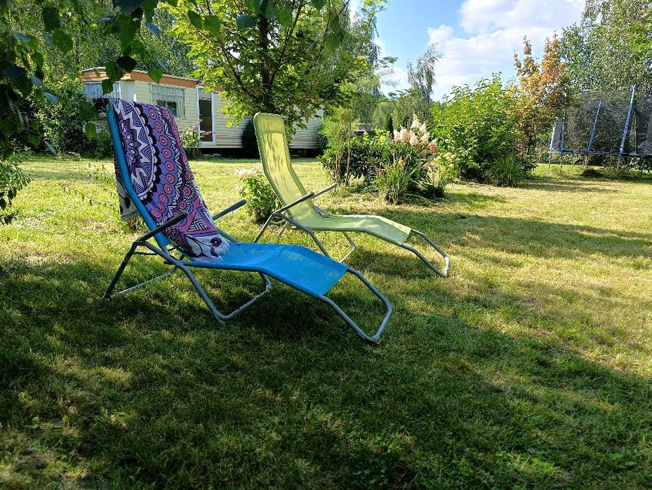 Domek holenderski nad jeziorem – cisza, relaks