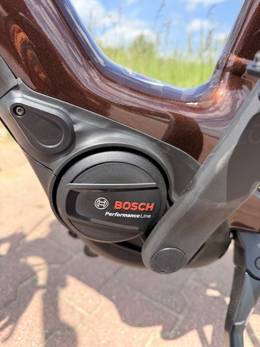Rower elektryczny Cube touring 79 km