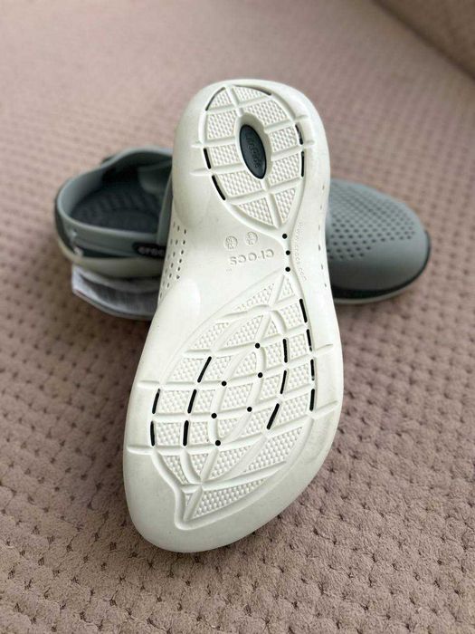 Уцінка!  Легкий брак Crocs Lite Ride 360 40-41р m8