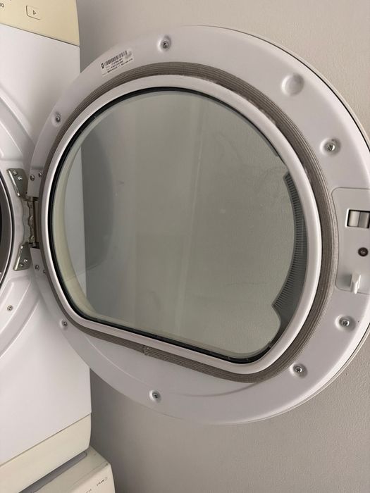Máquina secar roupa