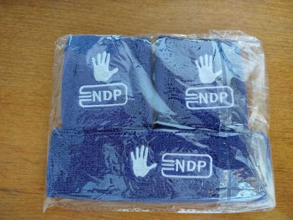 Пов'язка на голову + 2 напульсника . Комплект.