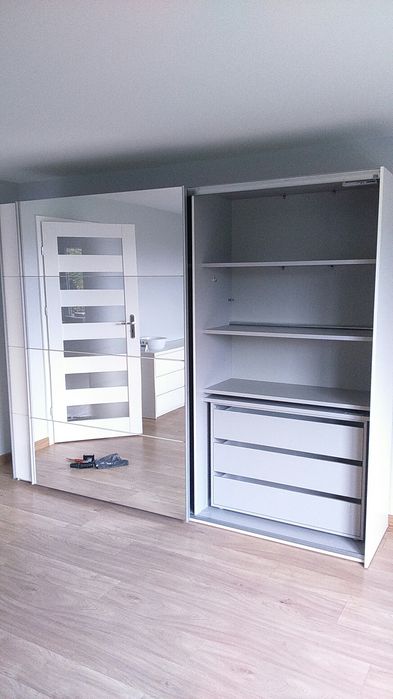 Montaż skręcanie kuchni, mebli, meble, łóżko, szafa,  komoda, krzesła