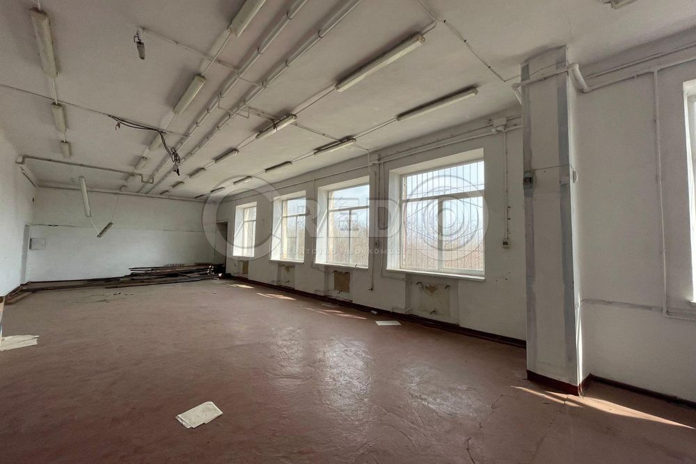 Продаж окремо розташованої будівлі (район Фрунзе).