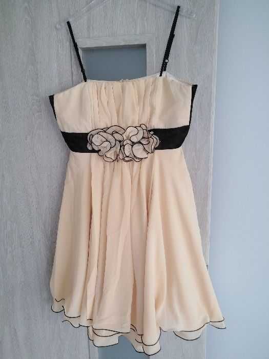 Suknie wieczorowe 4 sztuki