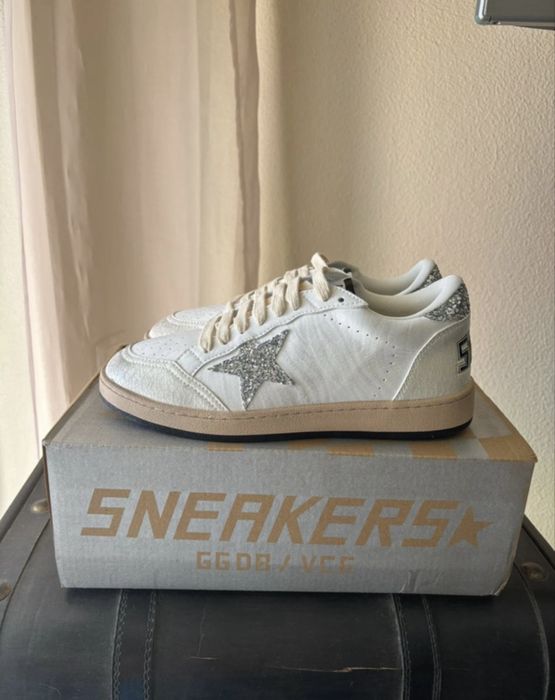 Golden goose super-star