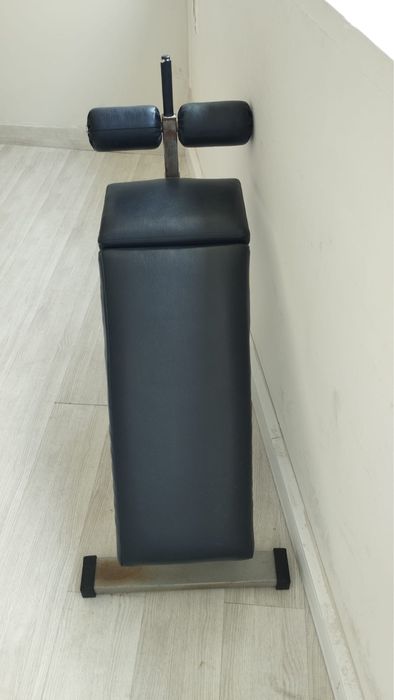 Varias maquinas ginasio