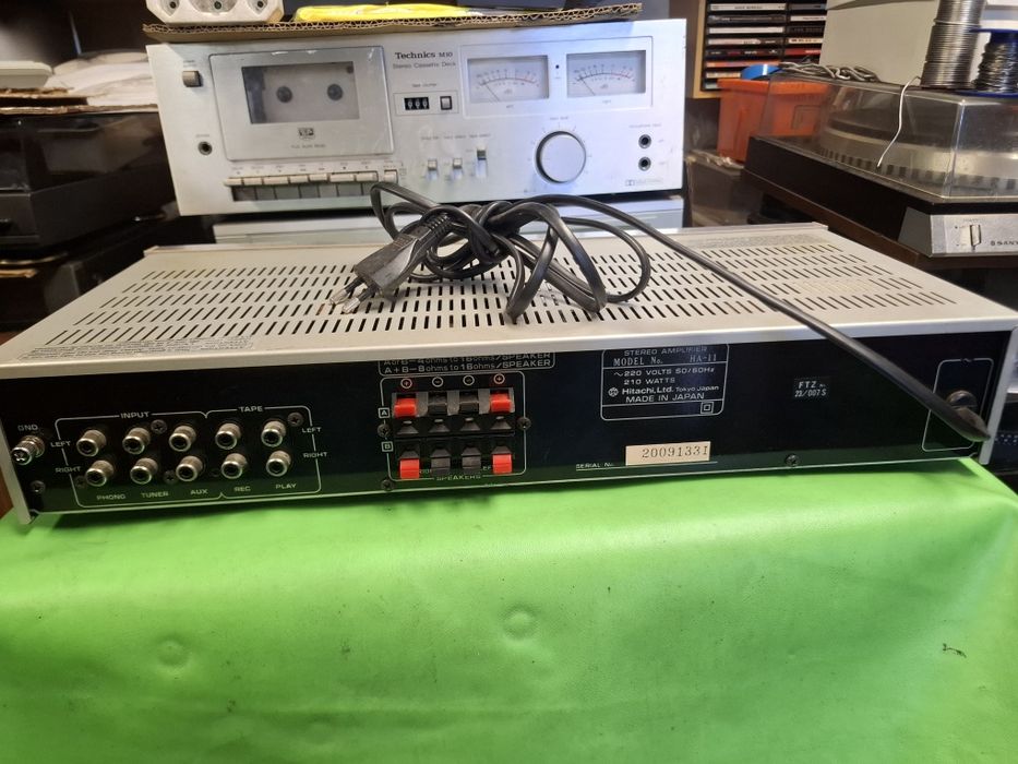 Wzmacniacz Hitachi HA-11