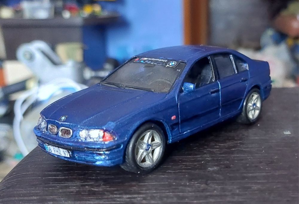 Машинка Welly  BMW