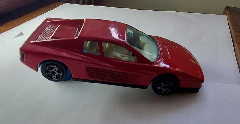 BBurago Ferrari Testarossa