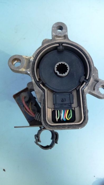 Моторчик блокировки дифференциала Volkswagen Touareg 0AD341601C Vw