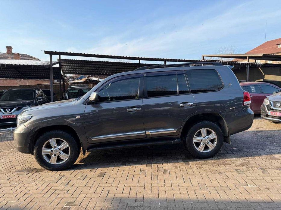 Toyota Land Cruiser 200 2007p