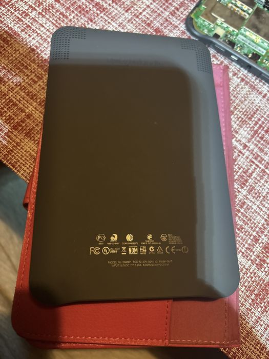 Amazon kindle 3 на запчастини