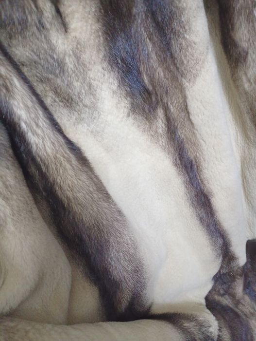 Длина 140см. Норковая шуба в пол с рысью. Натуральная шуба