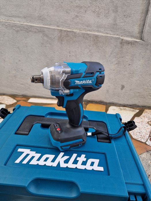 Maquina de empacto MAKITA