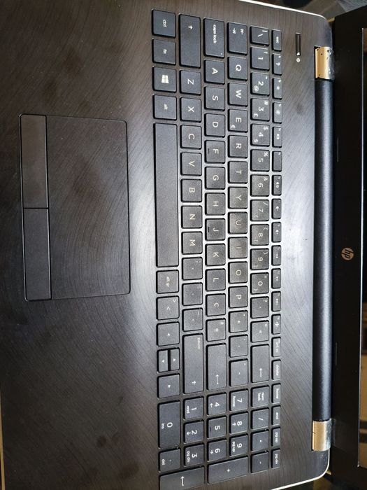 Portátil hp 15 bs007np - para peças ou reparação