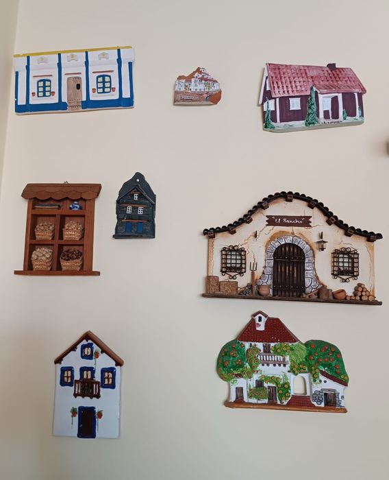 Conjunto de casas típicas artesanais