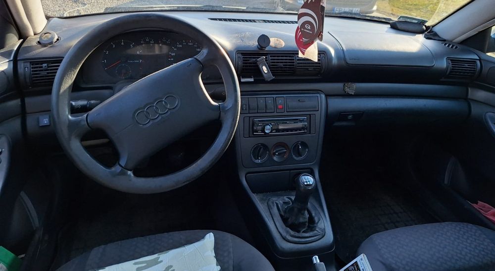 Audi a4 b5 1994r 1,8 benzyna plus lpg