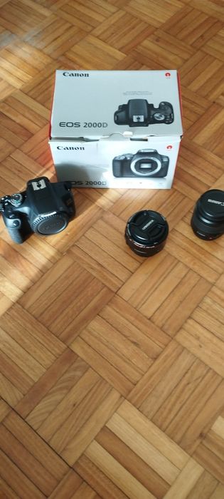 Canon EOS 2000D. Com saco