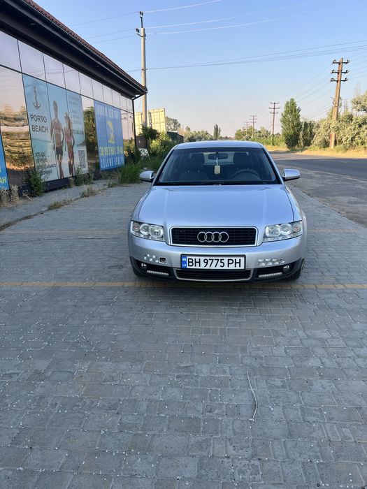 Продам ауди  A4 седан