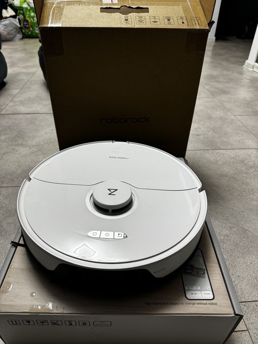 Продам пилесмок roborock s 8