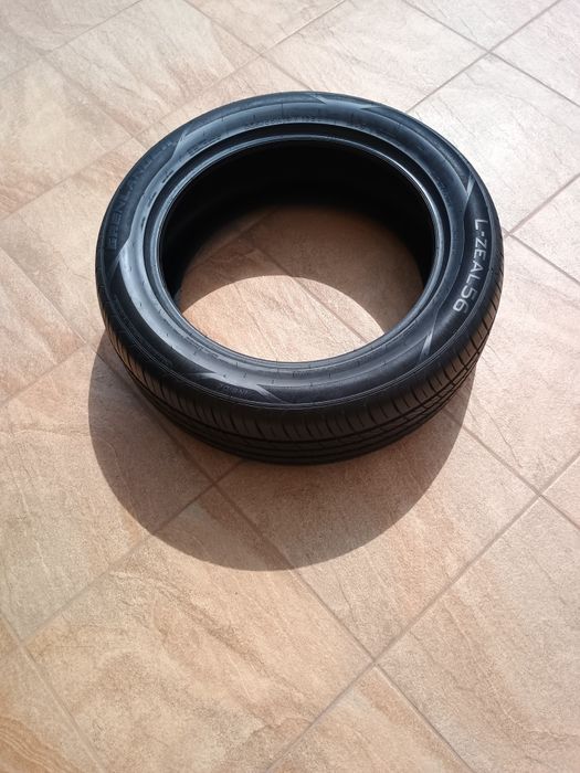 Opony 235/55/r 19