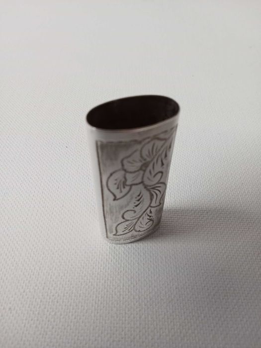 Capa de Esqueiro em prata gravada