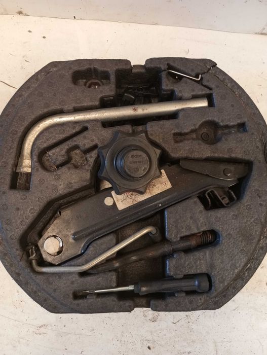 Kit de roda suplente VW Scirocco