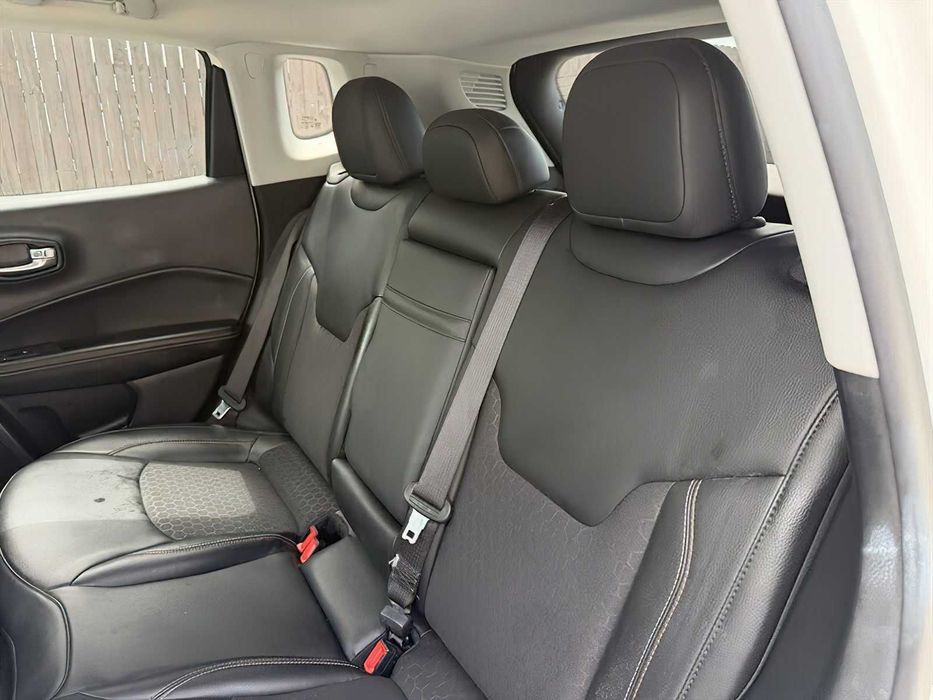 Jeep Compass Latitude      2019