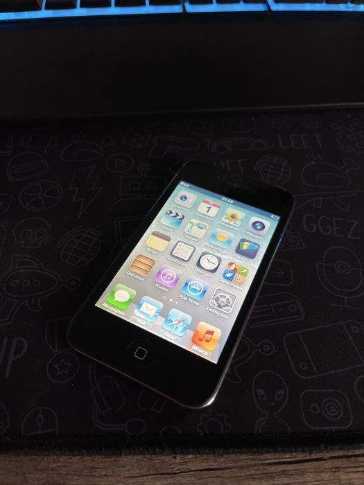 Ipod Touch - A1367 16gb