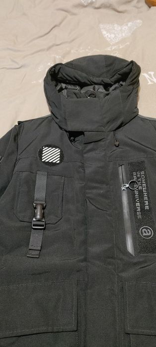 Зимова чоловіча куртка чорного кольору