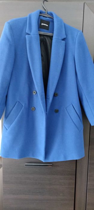 Śliczny płaszcz kobaltowy