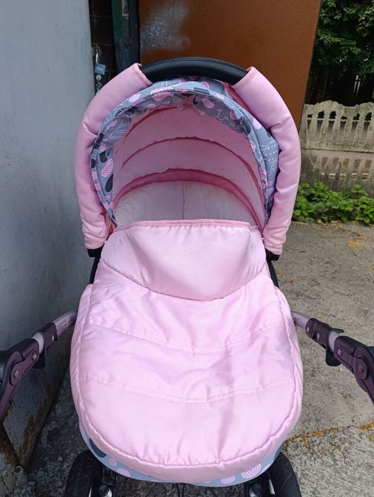 Коляска дитяча , для дівчинки.