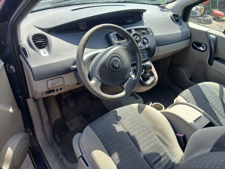 Renault scenic II  2.0 16v  maska I inne