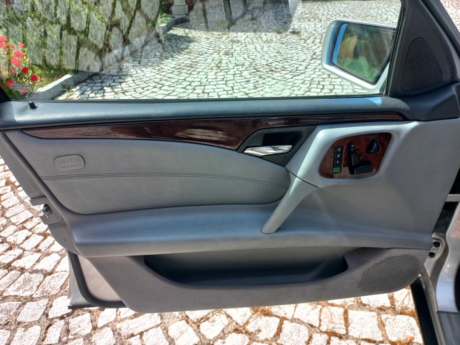 Mercedes Benz E300TD Elegance