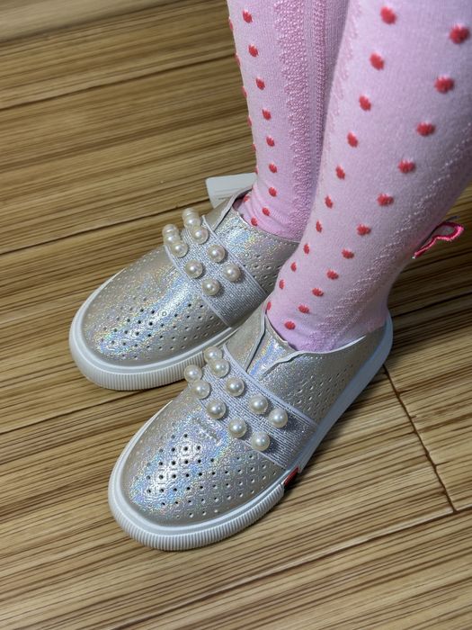 Дитячі сліпони з перлинами, розмір 31