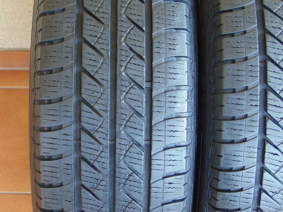 Opony Całoroczne 215/65 R16C GOODYEAR VECTOR 4SEASONS CARGO 2szt. 21r.