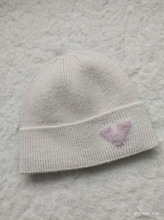 Шапка ніжна тепла