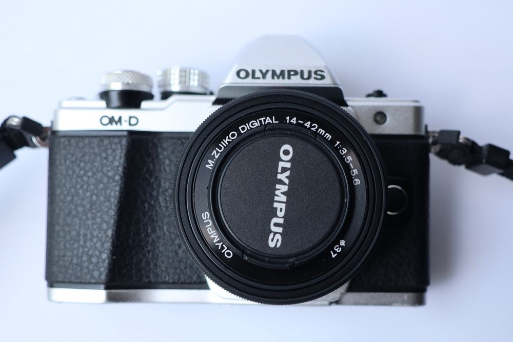 Olympus OM-D E-M10 Mark III