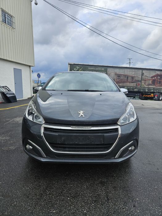 Peugeot 208 STYLE 1.2 VTi de 2017 para peças