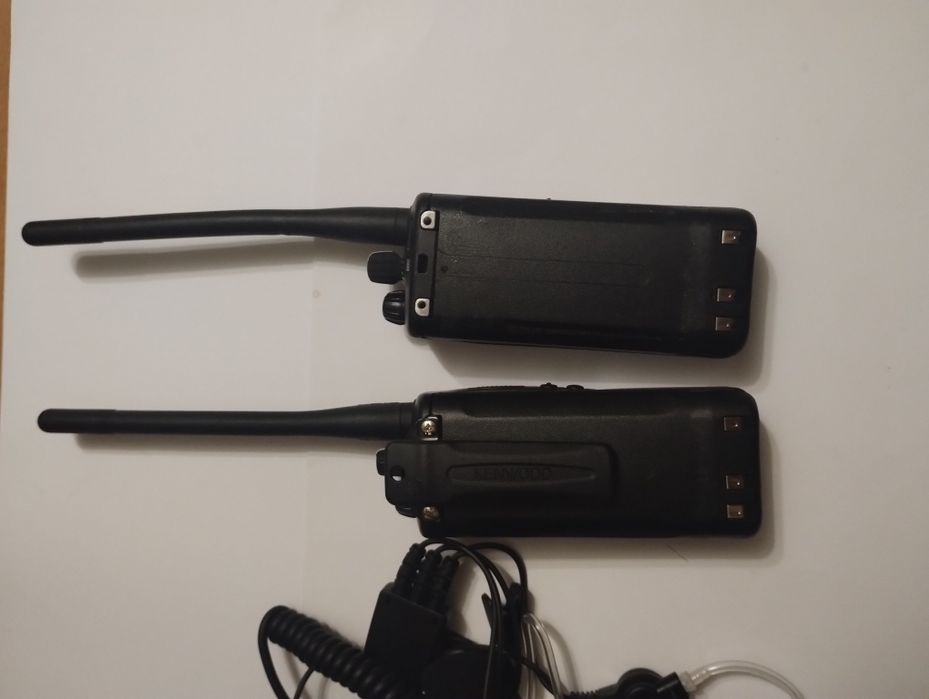 Радіостанція kenwood
