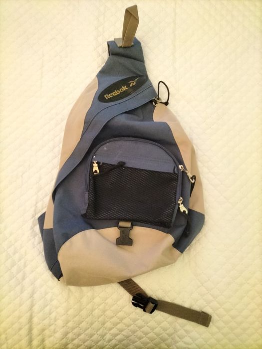 Mochila marca REEBOK