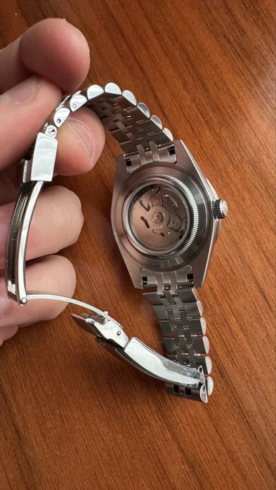 кастомные механические часы seiko