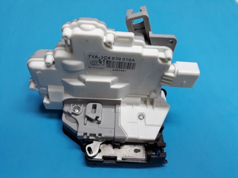 Fecho fechadura eléctrica porta Vw Tiguan Touareg Skoda Superb  NOVO