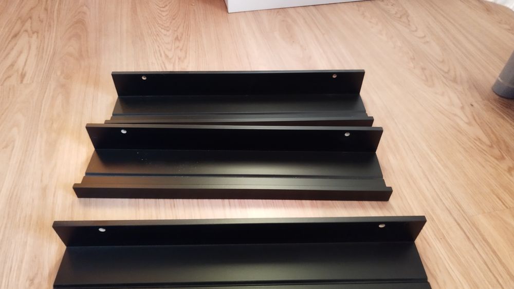 Prateleiras Ikea