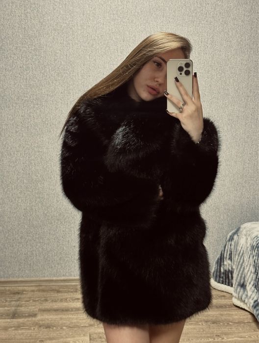 Продам Шубу с искуственого меха