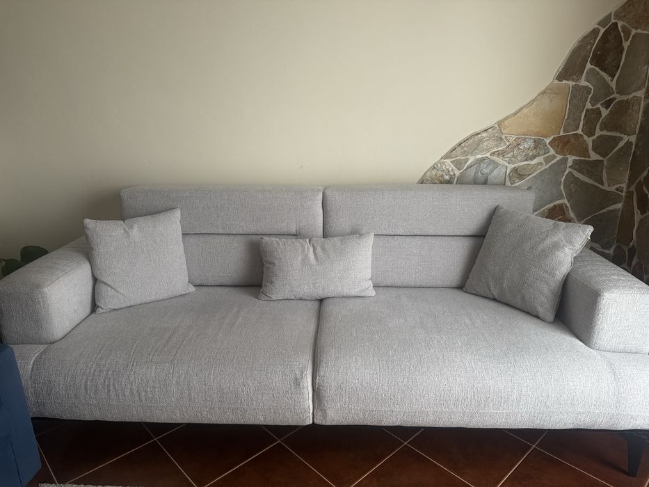 Sofa cama 3 lugares (pouco uso)