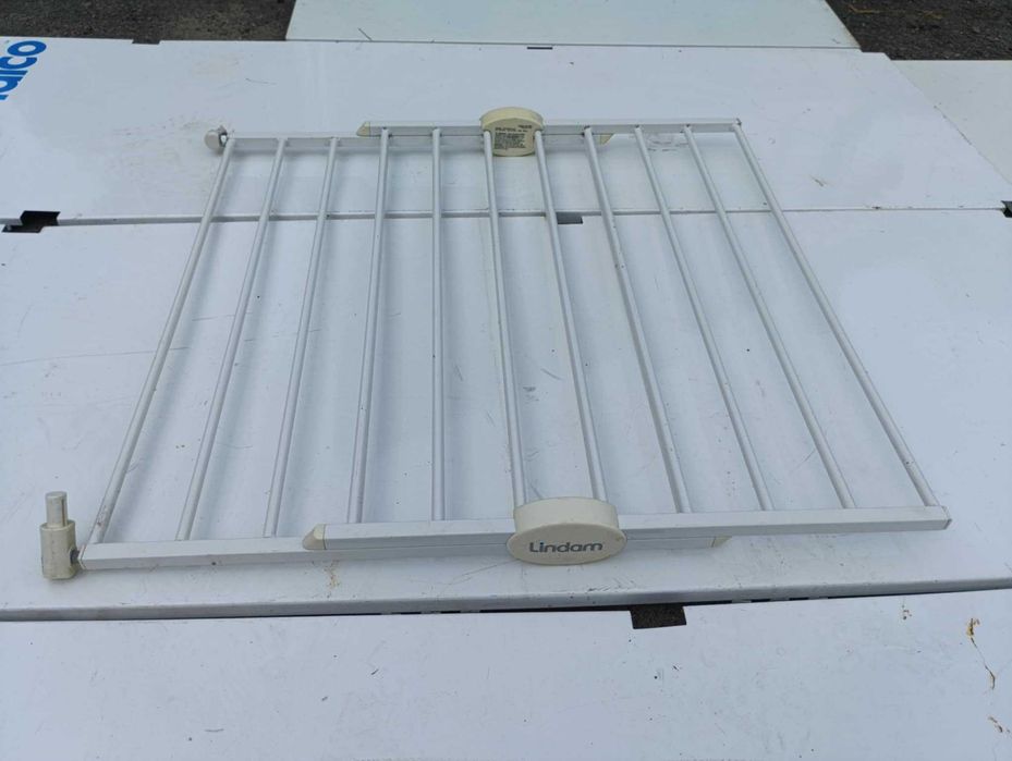 Barierka ochronna zabezpieczająca LINDAM 63,5-102 CM