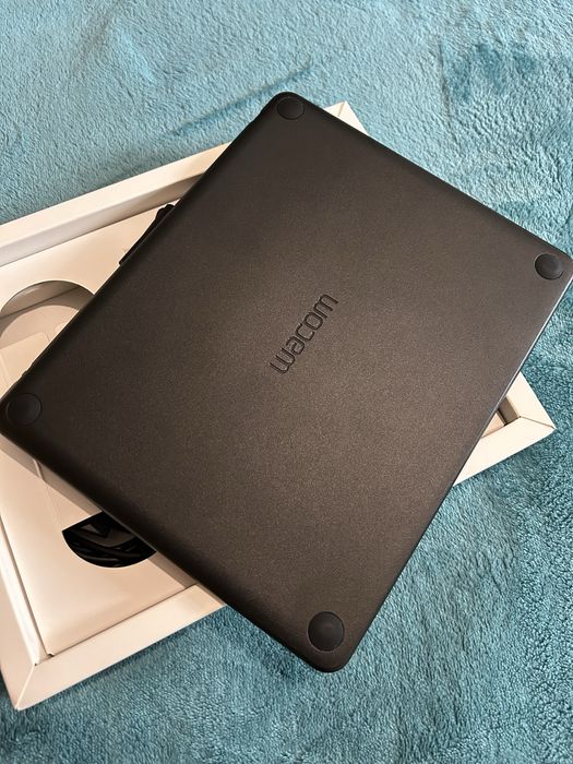 Wacom Intuos Digital Drawing Tablet64354260529667124